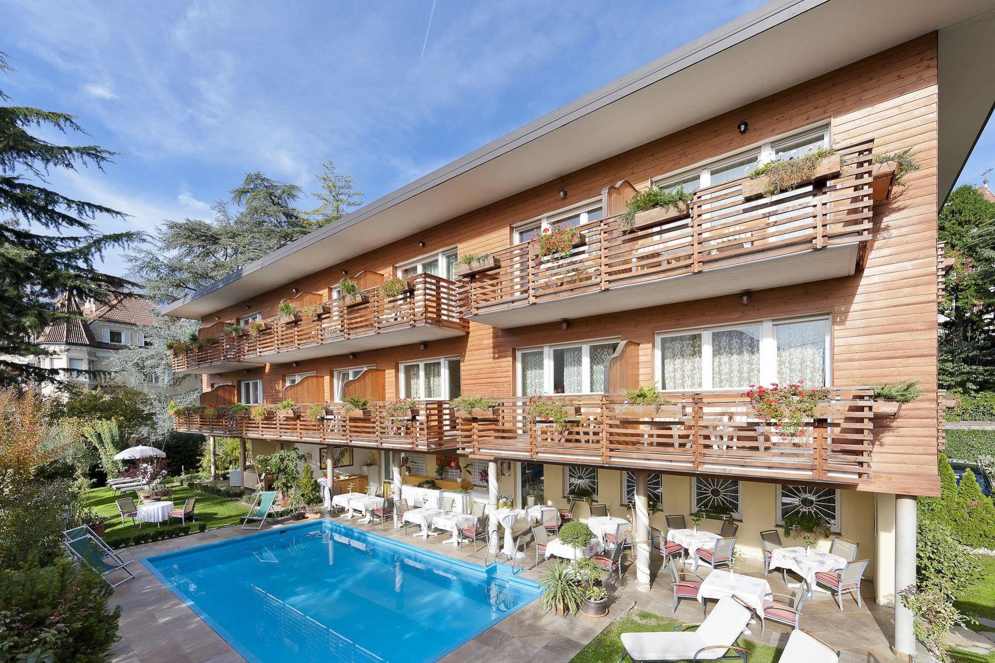 Hotel Aster Merano Extérieur photo